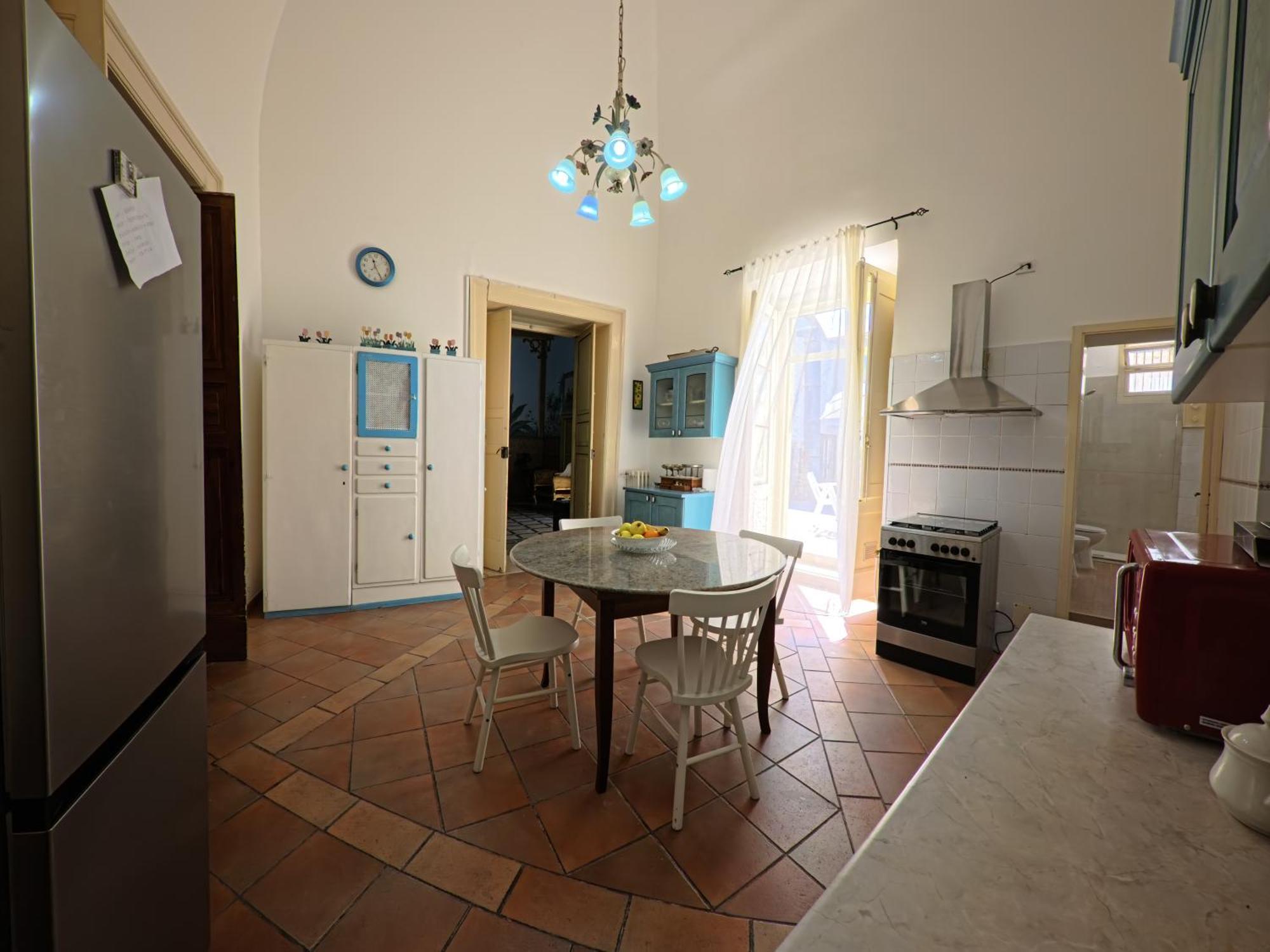 Palazzo Framarino Dei Malatesta - Noble Floor - XIV Century Giovinazzo Exterior photo